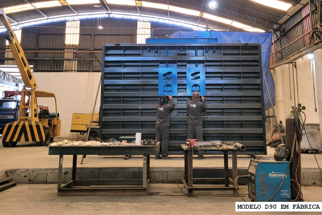 comporta modelo vagão para barragens, fabricação Dim Engenharia